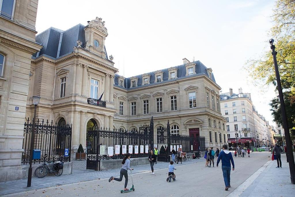 شقة Sublime Flat - Heart Of Paris - Le Marais المظهر الخارجي الصورة